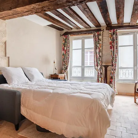 Bnbnova - Latin Quarter - Pantheon & Luxembourg Gardens Apartment *